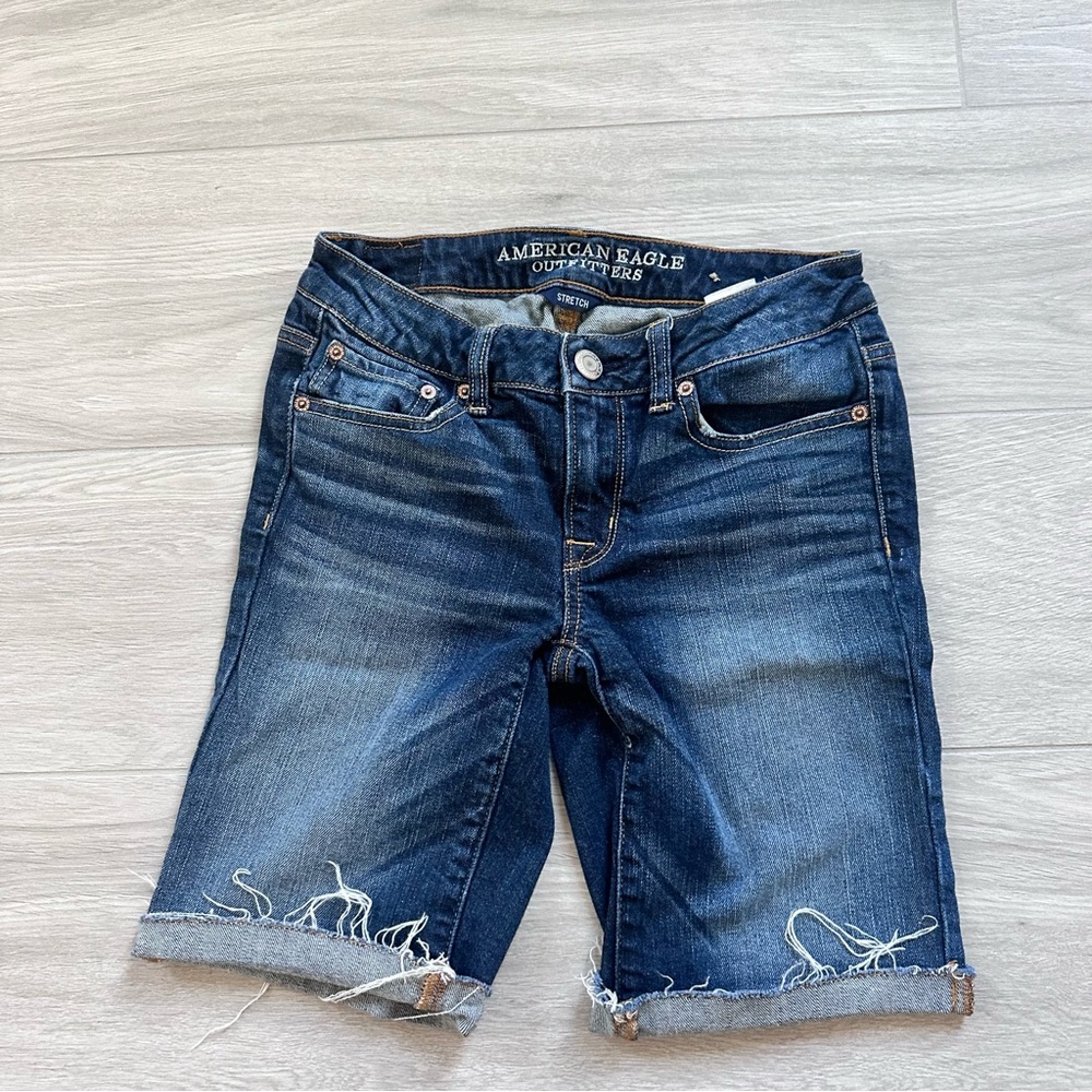 American Eagle outfitter jean bermuda shorts